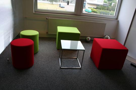 kantine_kantinenstuehle_(482).jpg