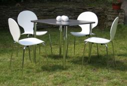 vierer_gruppe_weiß_stuhl_vierfußstuehle_chrom_gestell_alle_farben_tisch_2.jpg