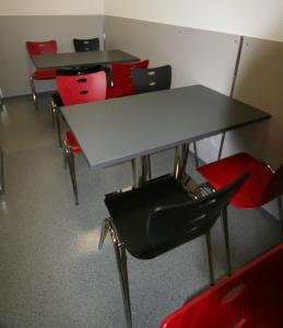 kantine_kantinenstuehle_(608).jpg