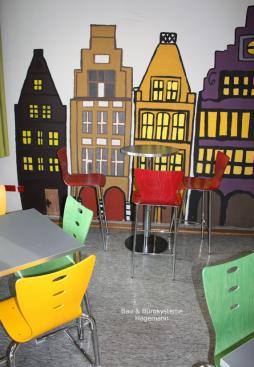 stabile_bunte_stuehle_(179).jpg