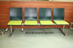 Traversenbaenke_wartezimmer_(9).jpg