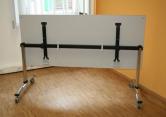 tisch_klapptisch_160_x_70_cm_grau_tischplatte_auf_rollen_hochgeklappt_2.jpg