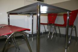 kantine_kantinenstuehle_(594).jpg